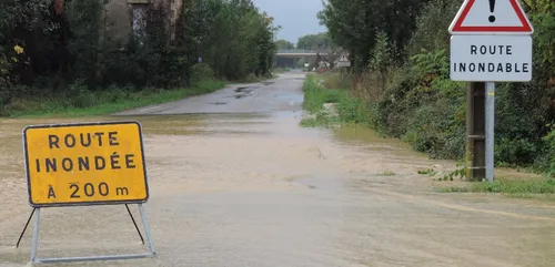 Quelles sont les causes principales des inondations en région ?