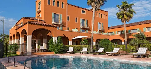 Les hôteliers se liguent contre le géant Booking