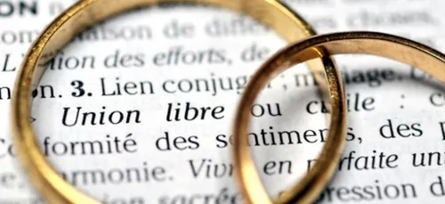 Les PACS presque aussi nombreux que les mariages