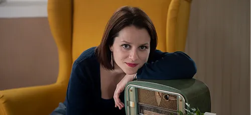 Aude : Héléor transforme de vieilles radios en enceintes Bluetooth