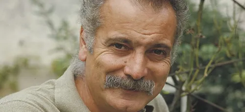 22 manuscrits de Georges Brassens vendus aux enchères