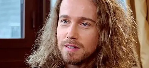 Solidarité : Julien Doré se mobilise pour les sinistrés de la...