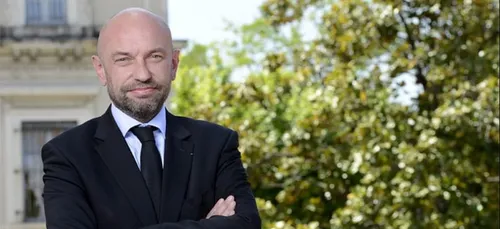 Les présidents d'universités veulent une réouverture rapide