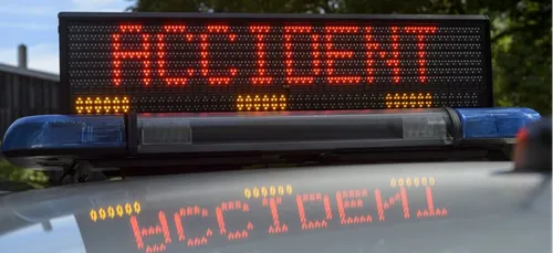 Une voiture et une camionnette entrent en collision sur l'A34