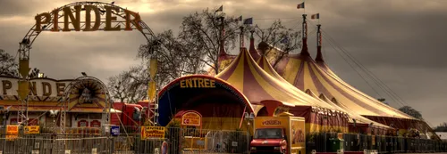 Le Cirque Pinder a installé son chapiteau à Charleville