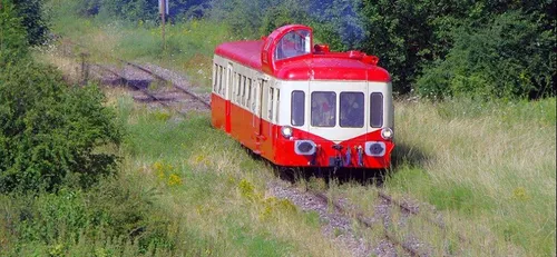 Des balades en autorail d'Attigny à Amagne et Vouziers tous les...