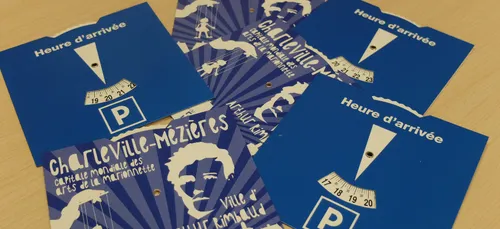La ville de Charleville-Mézières distribue des disques bleus