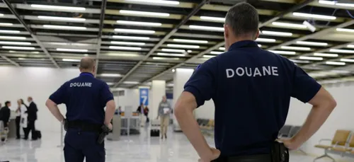 Vacances à l'étranger : quelques conseils des douanes pour ne pas...