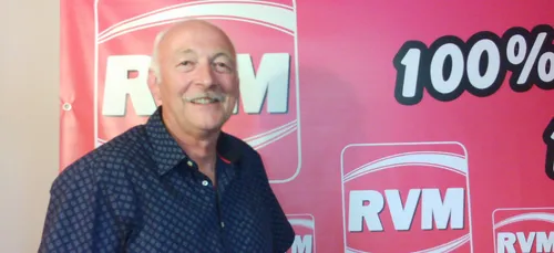 Hubert le Jardinier invite à cultiver ses tomates.