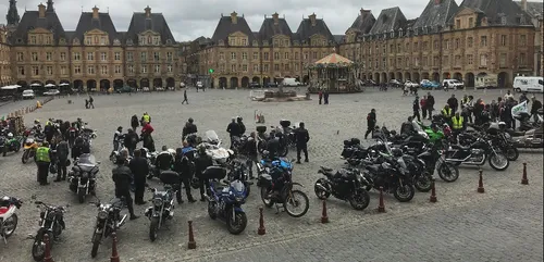 Une centaine de motards en colère réunie samedi à Charleville