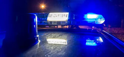 Il roule en sens inverse sur l'A34