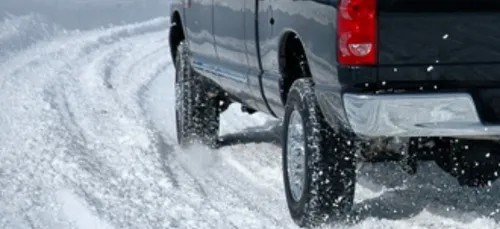 Neige : les comportements à adopter sur la route