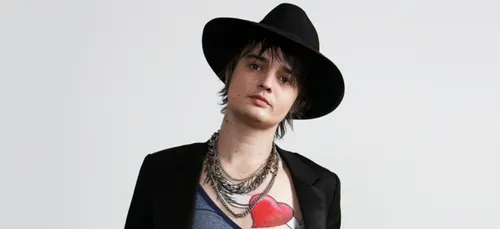 Les oeuvres du chanteur Peter Doherty exposées à Charleville