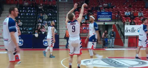 Basket : l'Etoile de Charleville reléguée en National 1