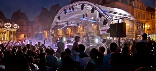 Ducale Show : les DJs s'emparent de la Place Ducale de Charleville...