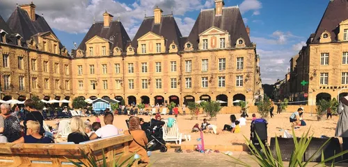 Charleville : objectif propreté sur la Plage Ducale