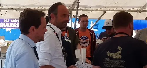 Cabaret Vert : le Premier Ministre à Charleville.