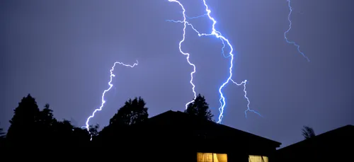 Lucquy : une maison frappée par la foudre