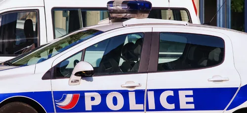 Charleville : il force en voiture le barrage du Sedan/Charleville