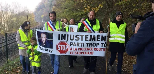 Aiglemont : ils ont marché en hommage à Jean-May