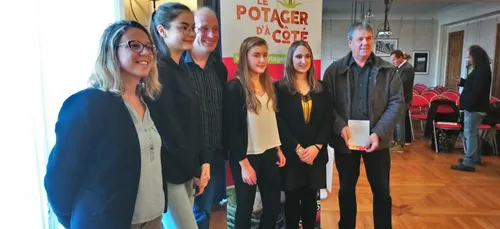 Au potager d'à coté se concrétise.