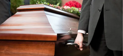 UN RENCARD DANS UN CRÉMATORIUM !