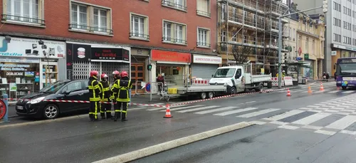 Evacuation d'un bâtiment à Charleville.