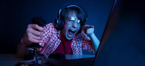 IL GAGNE 500 000$ EN JOUANT À FORNITE !