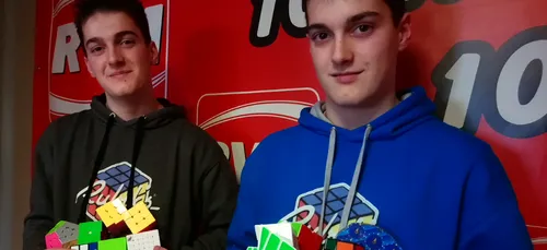 Un tournoi de "Rubik"s Cube" à Lumes.