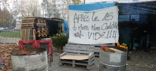 Gilets jaunes : démantèlement du camp à Charleville.