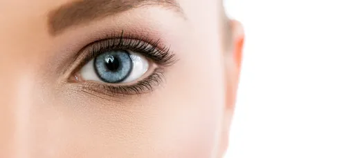 ELLE AVAIT DES ABEILLES DANS LES YEUX !