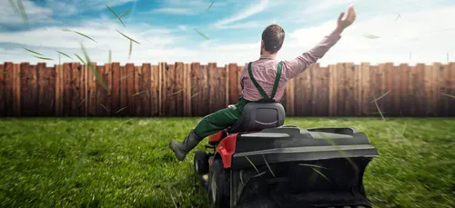 UN TRACTEUR TONDEUSE ATTEINT UNE VITESSE INCROYABLE !