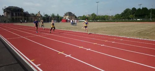 Un nouveau stade d'athlétisme à Charleville
