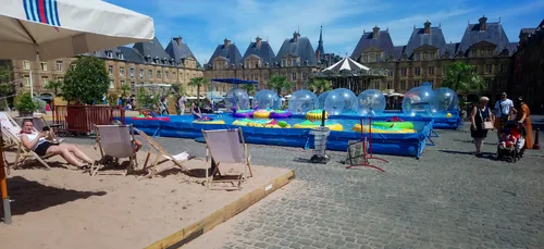 La Plage Ducale est ouverte à Charleville !