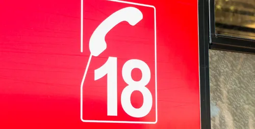 Revin : un ancien magasin désaffecté prend feu