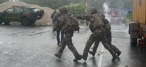 Les militaires s'entrainent en plein coeur de Charleville