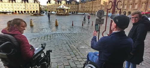 Charleville : ils ont testé "Streetco", le premier GPS pour...