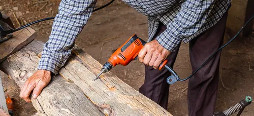 ILS ATTENDENT 12 ANS POUR UN PERMIS DE CONSTRUIRE !