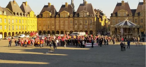 Charleville : ils sont toujours mobilisés contre la réforme des...