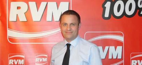 Le député ardennais Pierre Cordier vote contre le plan de...