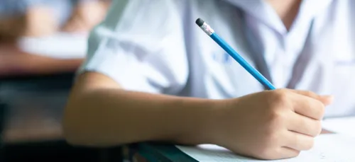 Retour à l'école obligatoire ce lundi pour les écoliers et collégiens