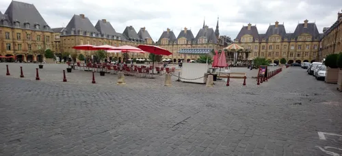 Charleville : la Place Ducale devient piétonne pour deux mois