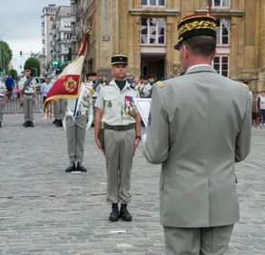 3eme RG : départ du Colonel Logeais.
