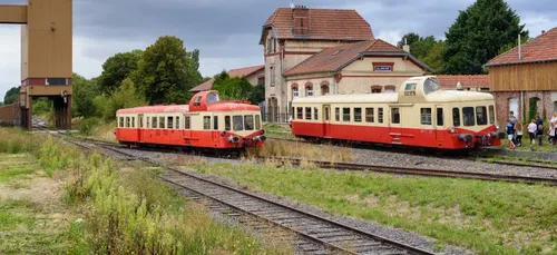 Le train touristique du Sud Ardennes vous emmène en balade tout cet...