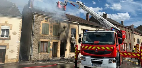 Incendie dans une maison à Bogny-sur-Meuse