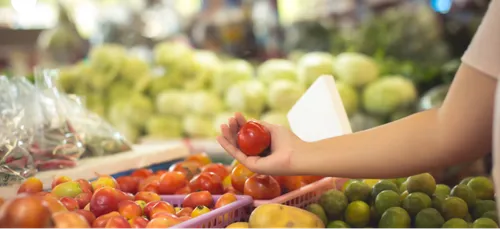 Un nouveau marché régulier sur la Place de l'hôtel de ville de...