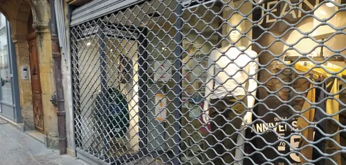 Réouverture des commerces dès samedi : un soulagement pour les...