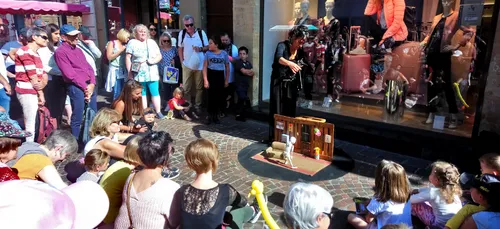 Charleville : le directeur du festival des marionnettes veut rester...