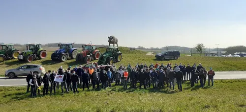 Opération escargot des agriculteurs Ardennais