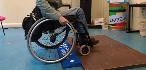 Une rampe d’accessibilité en LEGO bientôt à Charleville